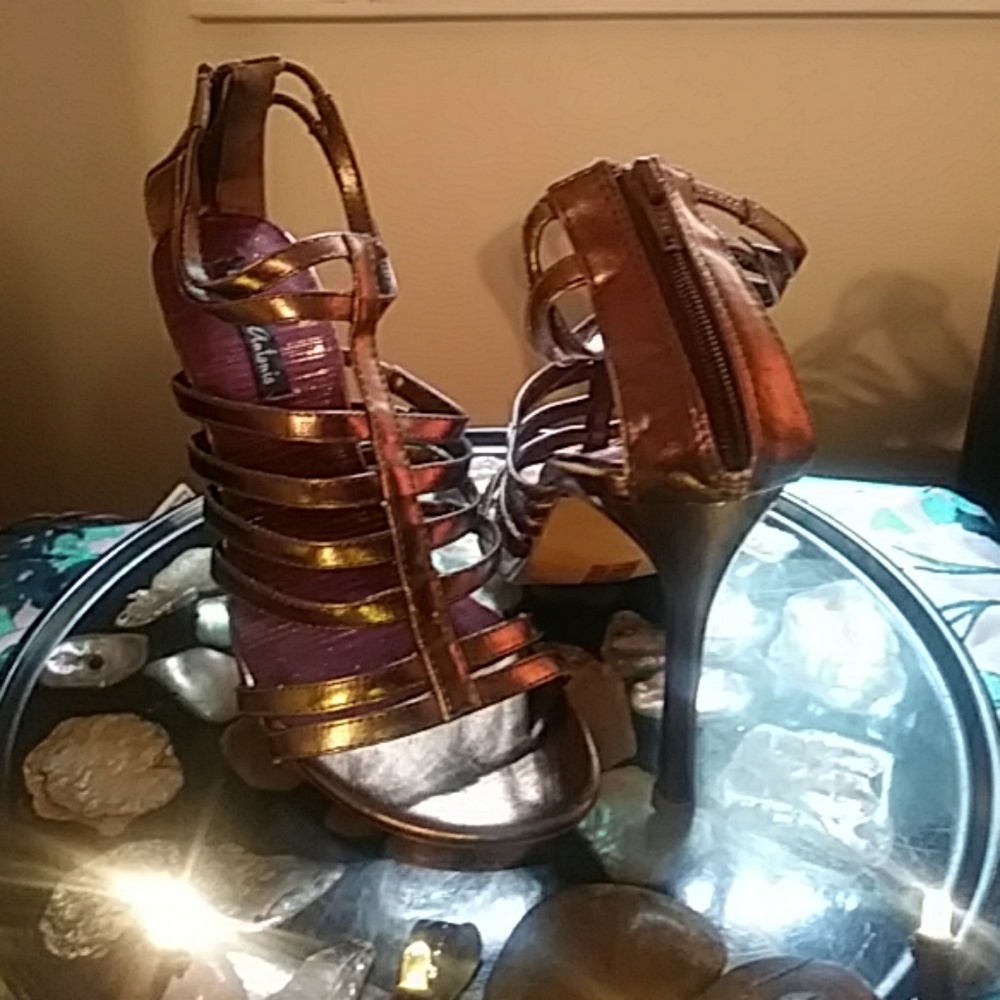 ⭐HP⭐🆕 Michael Antonio Strappy Heels